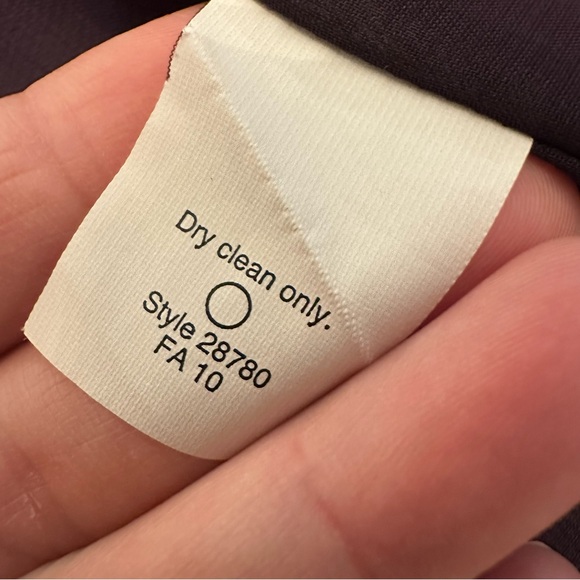 J Crew Sleeveless Wrap Blouse 4 Purple 100% Silk Ruffled Purple Office Holiday - Picture 8 of 8